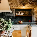 Casas De Outeiro *