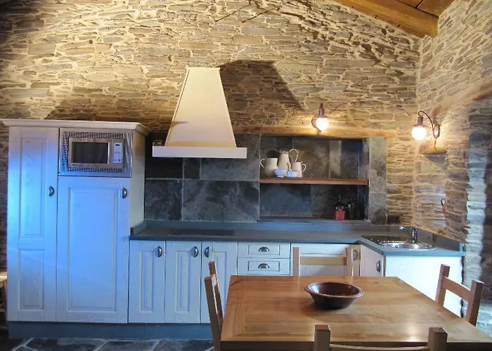 Casas De Outeiro *